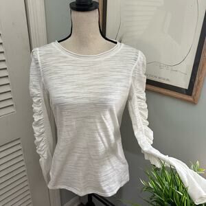 House of Harlow Top Medium White Puff Sleeve Ruched Feminine Gothic Angelcore